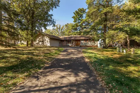 35231 Sand Pointe Dr, Crosslake, MN 56442