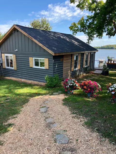 29845 Glader Blvd, Lindstrom, MN 55045