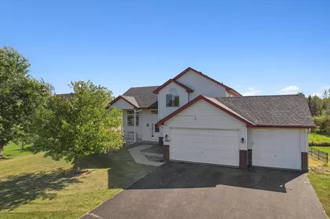 20587 Enfield Ave N, Forest Lake, MN 55025