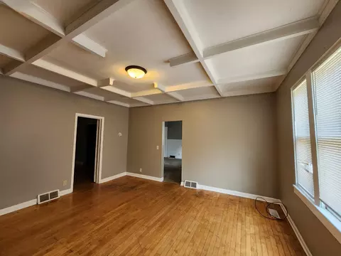 1237 7th St E, Saint Paul, MN 55106 photo 3
