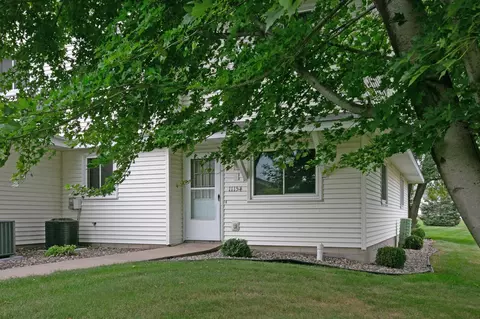 11154 Drake St NW, Coon Rapids, MN 55433