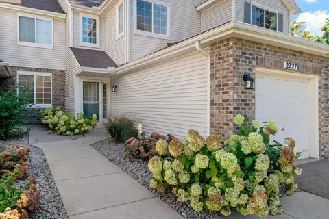 2227 Creekside Ct #104, Eagan, MN 55122 photo 9