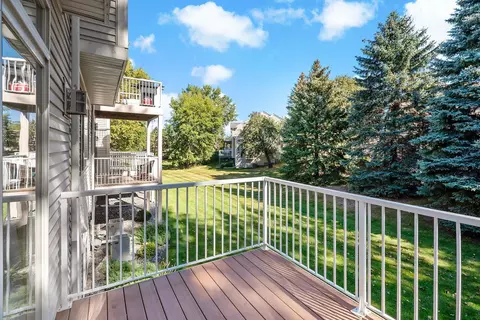 2227 Creekside Ct #104, Eagan, MN 55122 photo 18