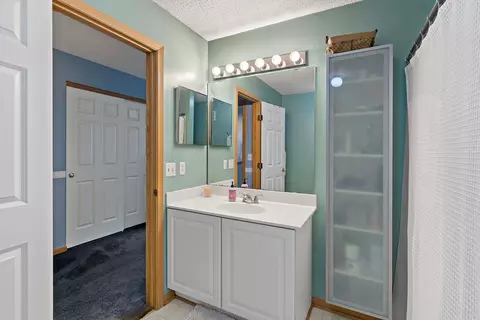 2227 Creekside Ct #104, Eagan, MN 55122 photo 29