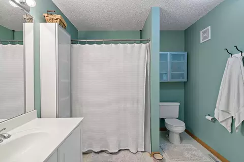 2227 Creekside Ct #104, Eagan, MN 55122 photo 28