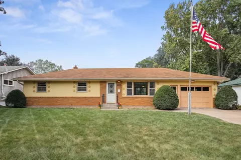 310 18th Ave S, South Saint Paul, MN 55075