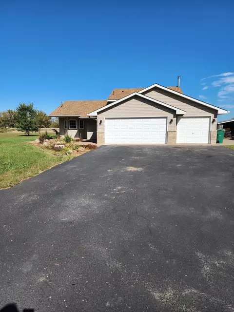 14756 301st Ave, Princeton, MN 55371