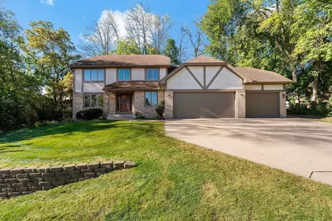 3735 Rosewood Ln N, Plymouth, MN 55441