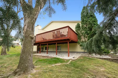 4449 Clover Ln #B, Eagan, MN 55122 photo 3