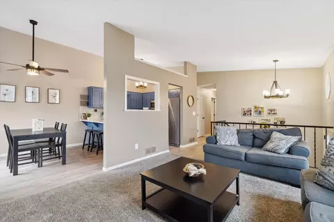 4449 Clover Ln #B, Eagan, MN 55122 photo 5