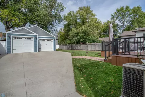 419 8th Ave S, Fargo, ND 58103 photo 8