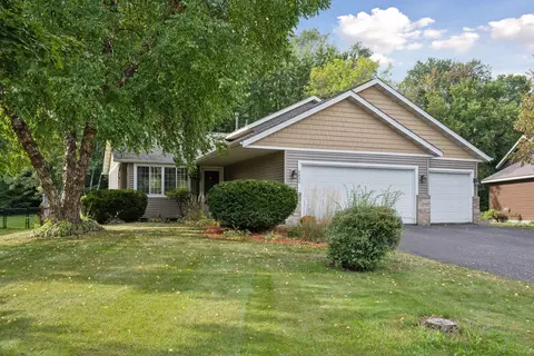 9830 Mill Ct, Monticello, MN 55362