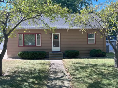 516 S Yale Ave, Litchfield, MN 55355