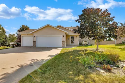 1822 Tyler Trl, Saint Cloud, MN 56301