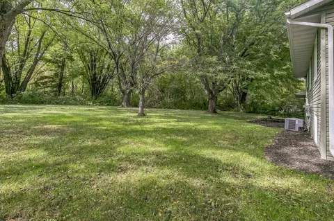 421 13th Ave NW, Waseca, MN 56093 photo 6