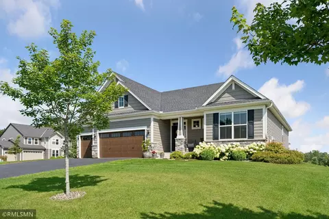 8626 Buttercup Ct, Victoria, MN 55386