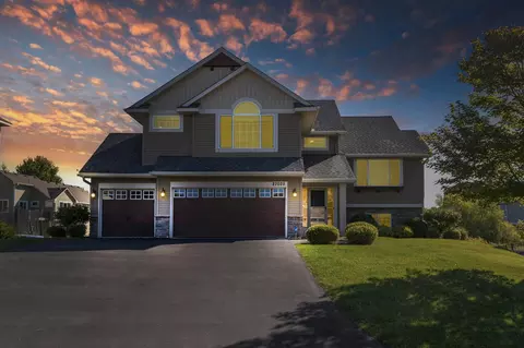 27025 Long Ridge Dr, Elko New Market, MN 55020