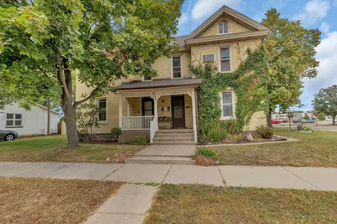 1749 7th St S, Saint Cloud, MN 56301