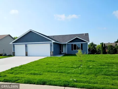1112 8th Ave SE, Waseca, MN 56093