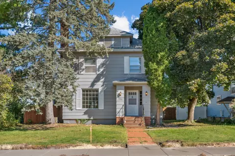 330 S Dakota Ave, New Richmond, WI 54017