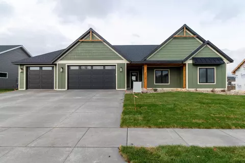 3235 Bella Terra Rd NE, Rochester, MN 55906