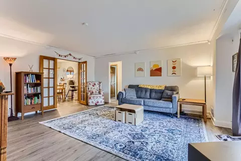 548 Flandrau St, Saint Paul, MN 55106