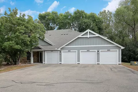 6833 Langford Dr, Edina, MN 55436