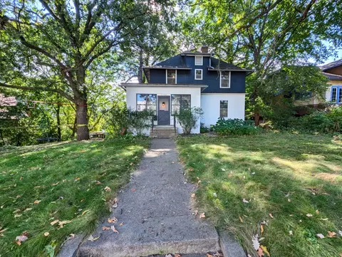 2246 Commonwealth Ave, Saint Paul, MN 55108