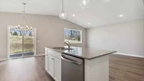 1131 Compton Ave, River Falls, WI 54022 photo 19