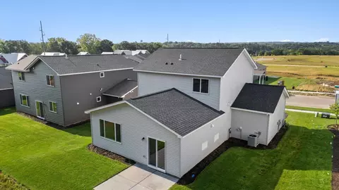1131 Compton Ave, River Falls, WI 54022 photo 4