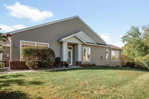 3713 Lawndale Ln N, Plymouth, MN 55446