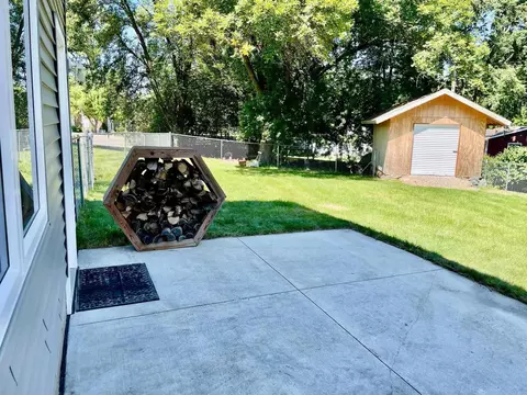901 Spicer Rd, Albert Lea, MN 56007 photo 5