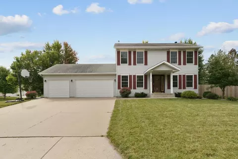 420 Pebble Beach Dr, Owatonna, MN 55060