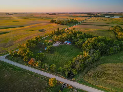 31054 655th Ave, Hartland, MN 56042