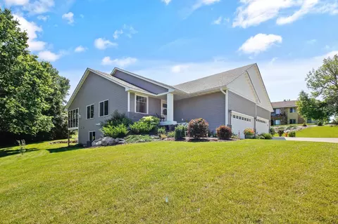 443 Merriman Dr, Delano, MN 55328