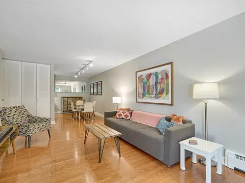 4530 Park Commons Dr #118, Saint Louis Park, MN 55416