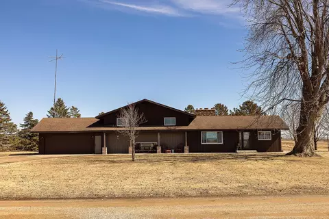 37654 295th St, Belgrade, MN 56312