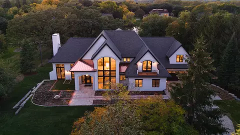 5404 Stauder Cir, Edina, MN 55436