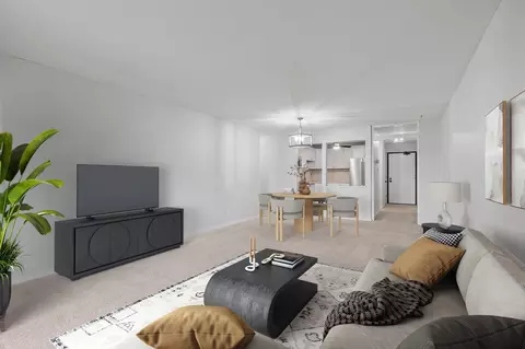 5697 Green Circle Dr #322, Minnetonka, MN 55343