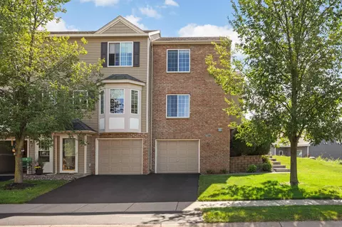 4821 Elm Dr N #1, Hugo, MN 55038