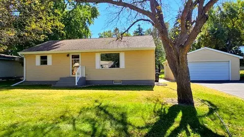 1309 Cottonwood Ln N, Wheaton, MN 56296