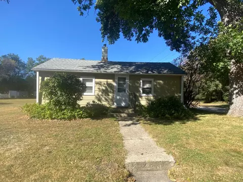 247 N Paul St, Appleton, MN 56208 photo 2
