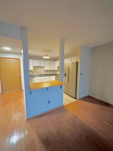 66 9th St E #1311, Saint Paul, MN 55101