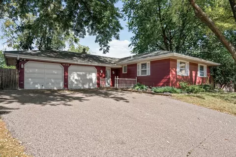 3530 Aquila Ave N, Minneapolis, MN 55427