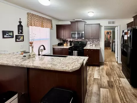 1415 Main St #28, Houlton, WI 54082