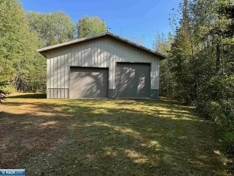 3231 Breezy Point Rd, Tower, MN 55790