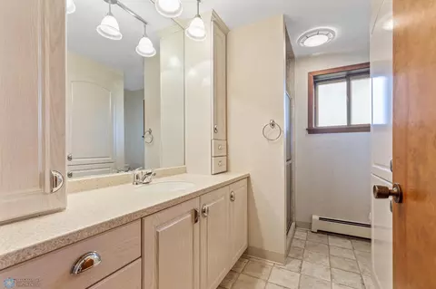 2831 N Maple St N, Fargo, ND 58102 photo 21