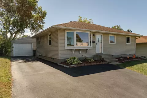 1816 19th St NW, Rochester, MN 55901