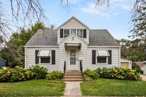 618 7th Ave NW, Faribault, MN 55021