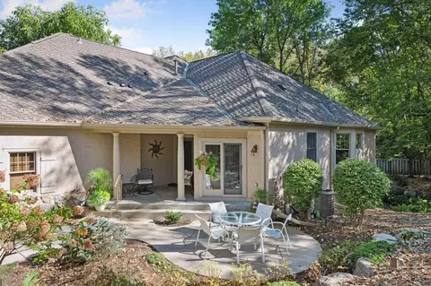 5424 Ashcroft Pl, Minnetonka, MN 55345